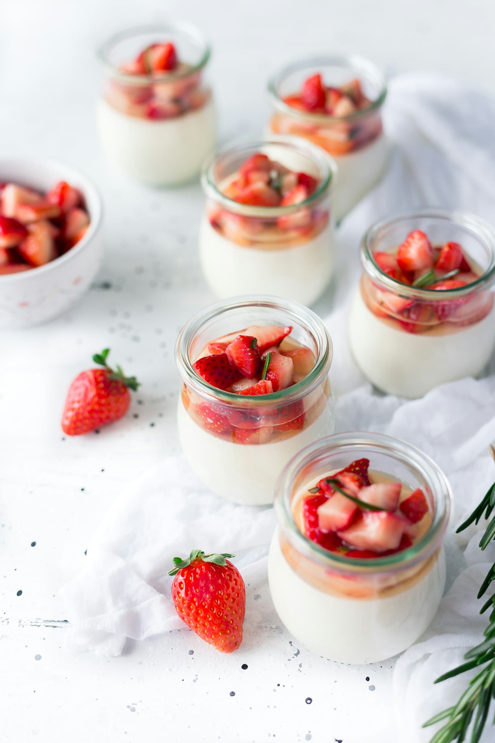 Cheesecake de frutilla en vaso (unidad)